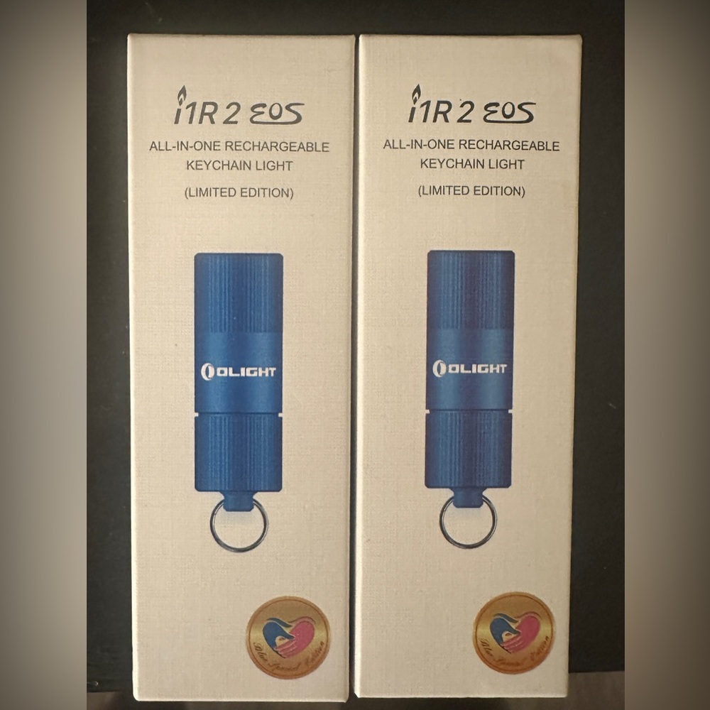 Olight i1R2 EOS all-in-one rechargeable keychain Light limited edition blue